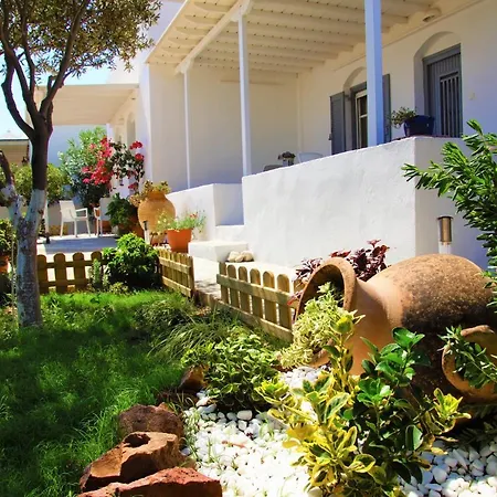 George's Place Sifnos - *