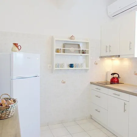 George's Place Sifnos -